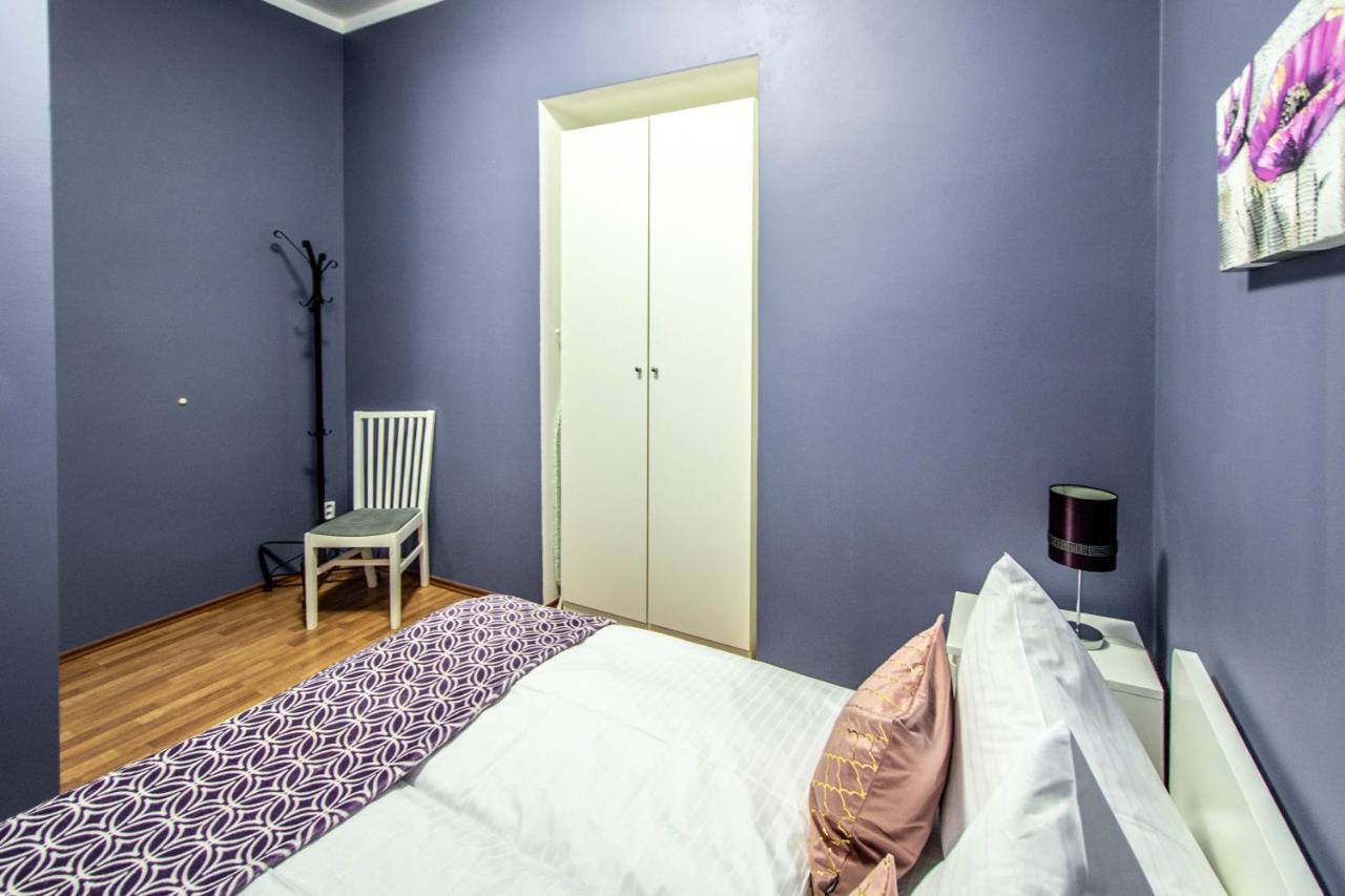 Ruzova Apartment By Ruterra Prague Ngoại thất bức ảnh